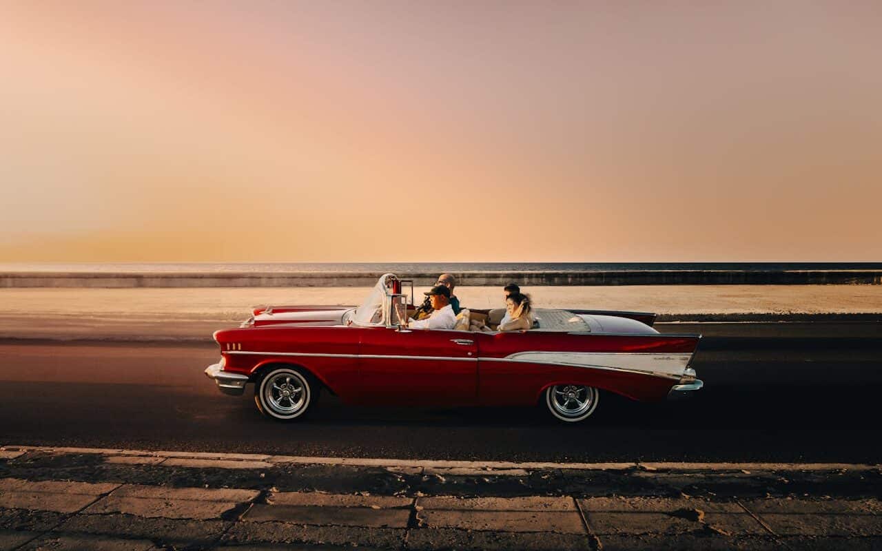 Une voiture ancienne