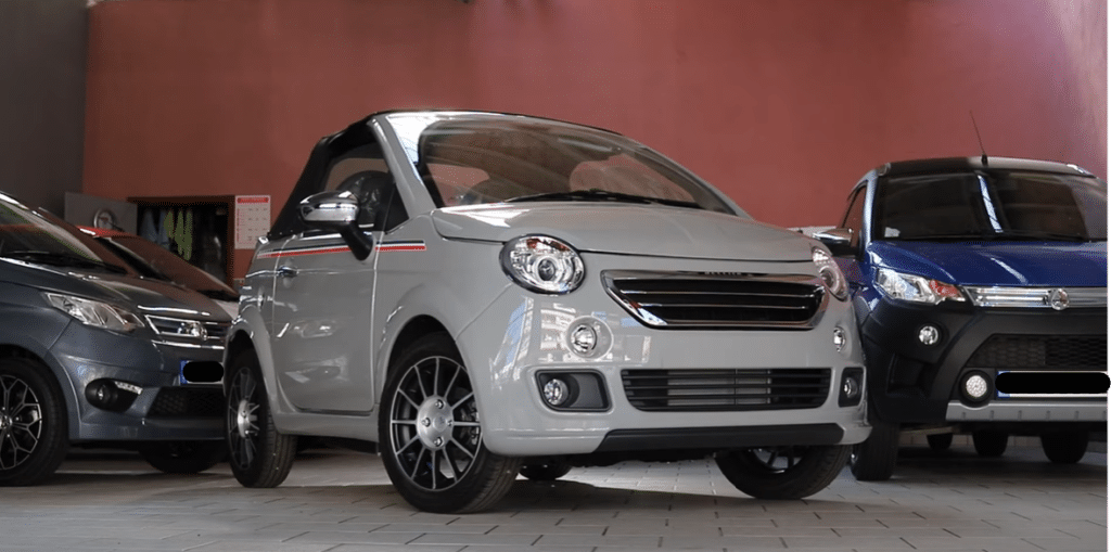 Voiture sans permis décapotable